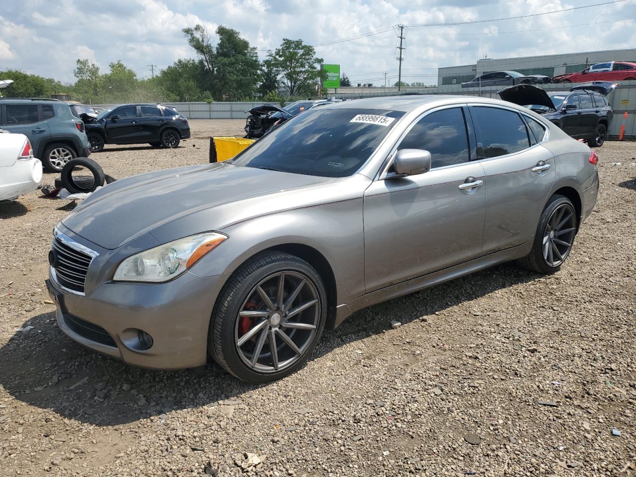 INFINITI M37 X 2013