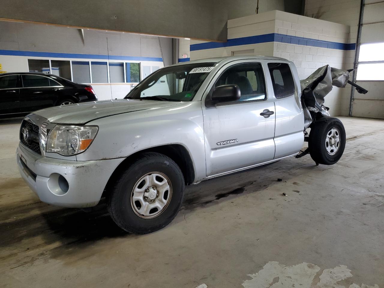 TOYOTA TACOMA ACC 2011