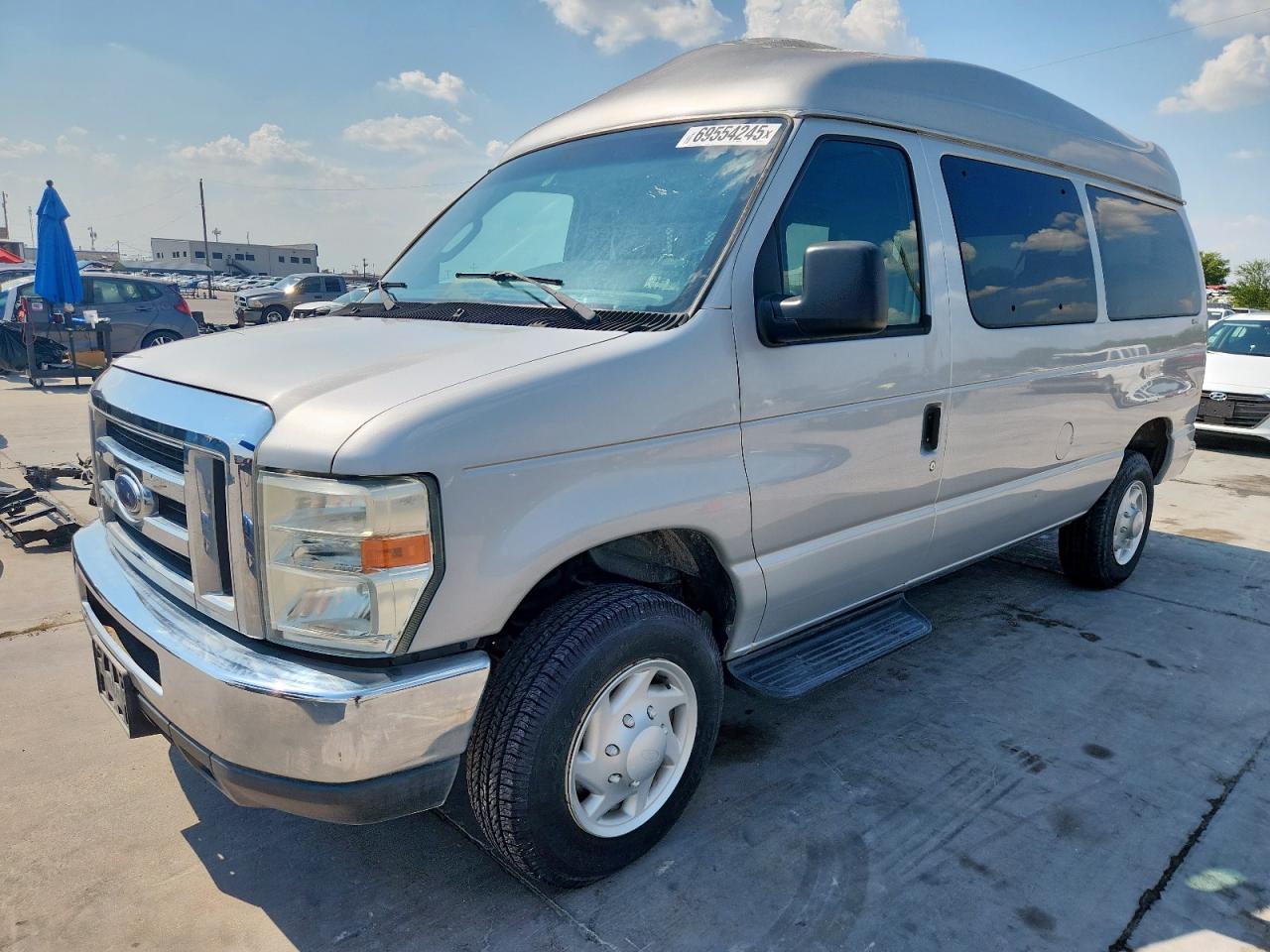 FORD ECONOLINE E350 SUPER DUTY WAGON 2009