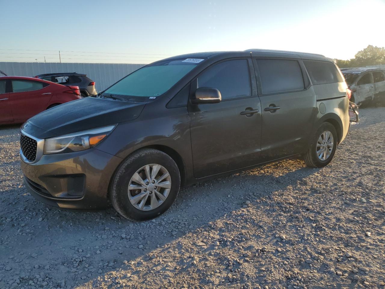 KIA SEDONA LX 2016
