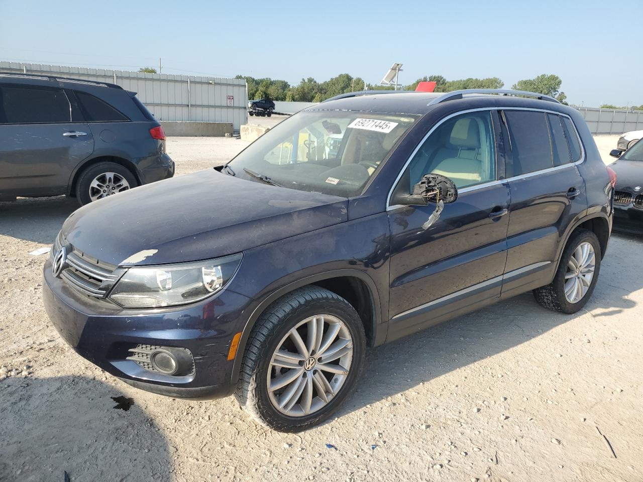 VOLKSWAGEN TIGUAN S 2012