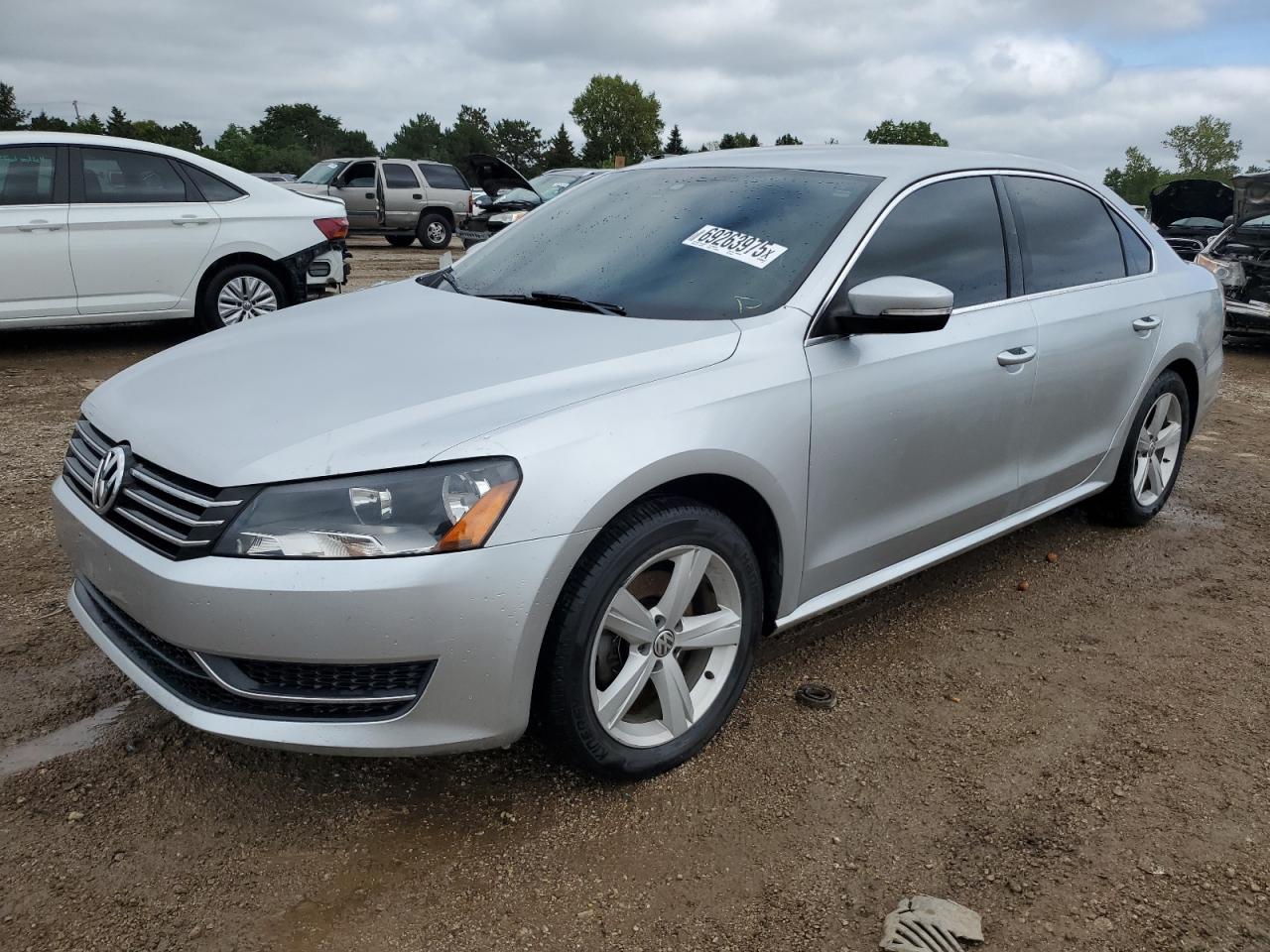 VOLKSWAGEN PASSAT SE 2014