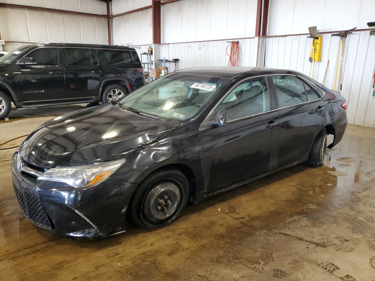 TOYOTA CAMRY LE 2016