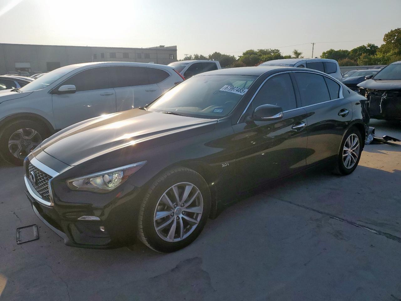INFINITI Q50 PURE 2020