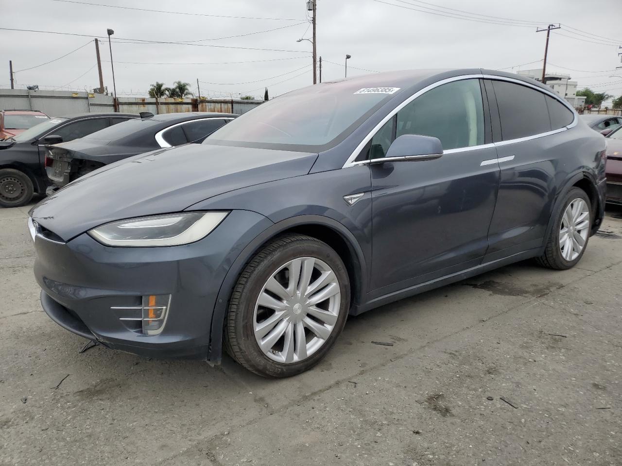 TESLA MODEL X 2016