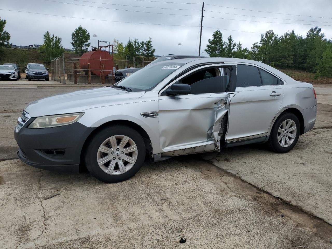 FORD TAURUS 2011