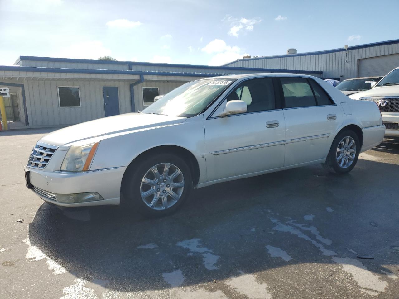 CADILLAC DTS 2009