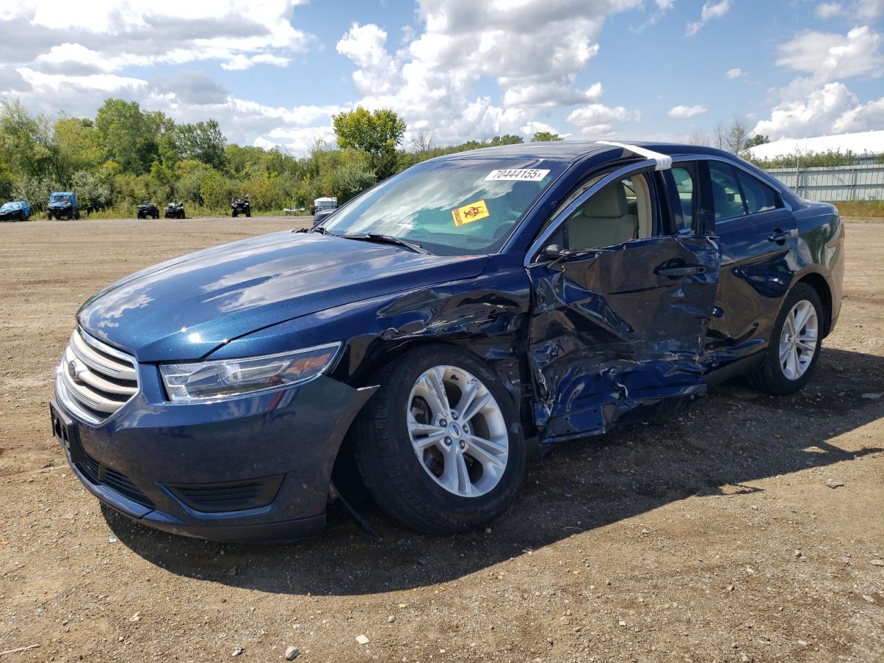 FORD TAURUS SE 2017