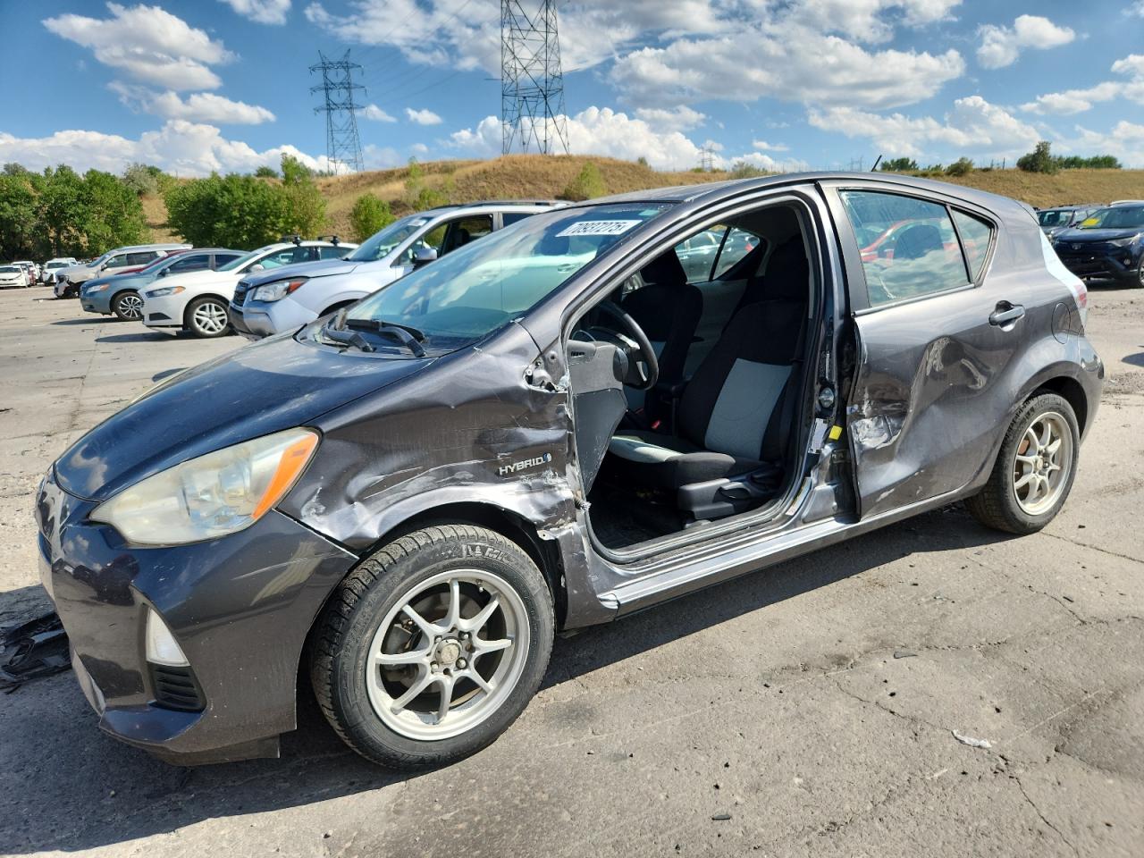 TOYOTA PRIUS C 2012