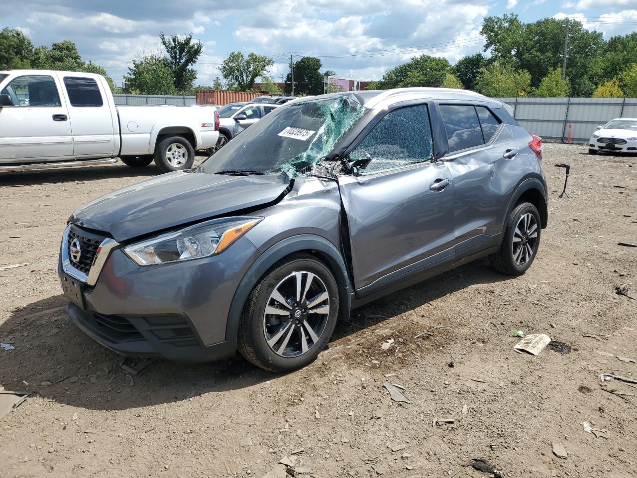 NISSAN KICKS SV 2020