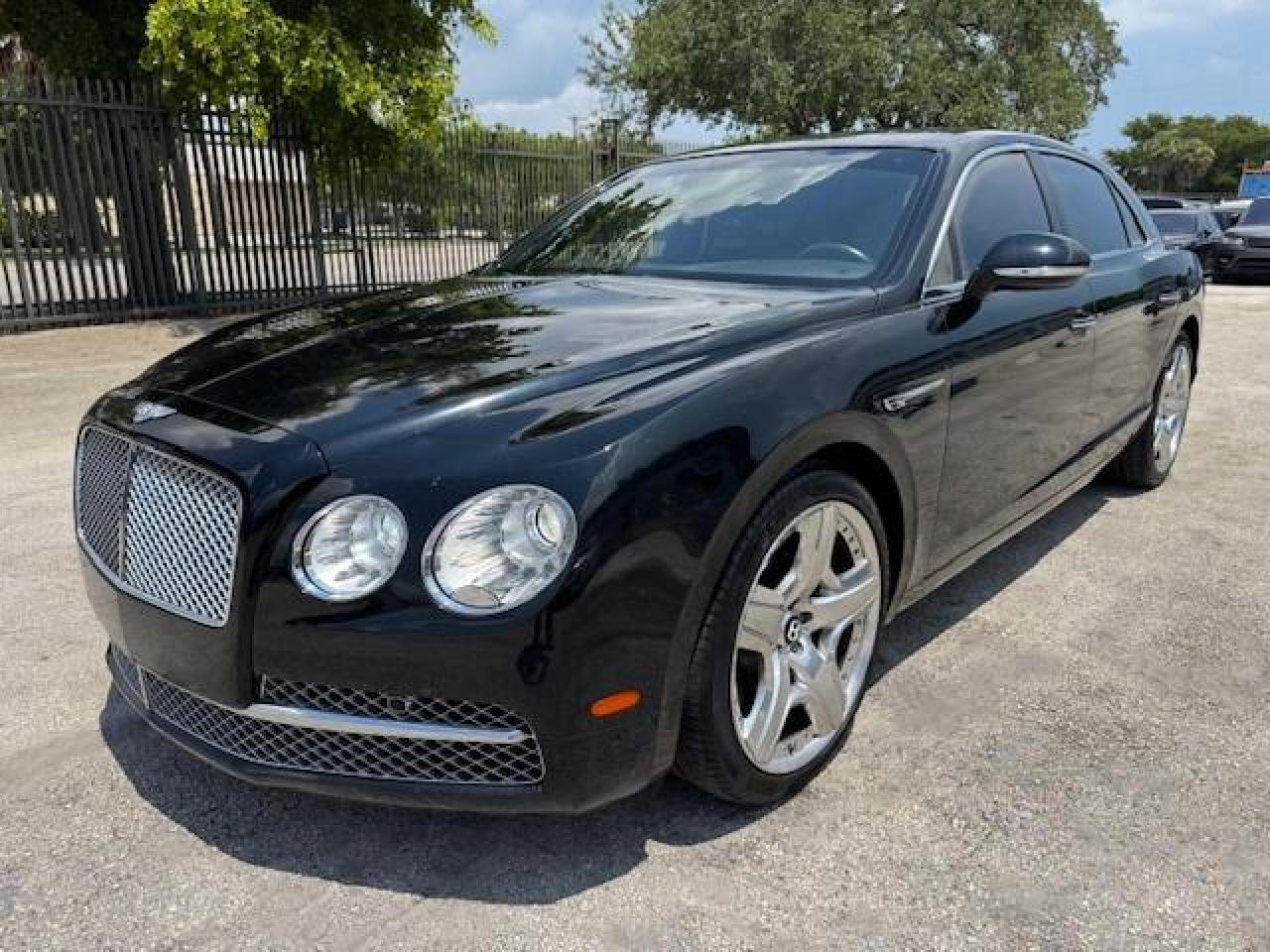 BENTLEY FLYING SPUR 2015