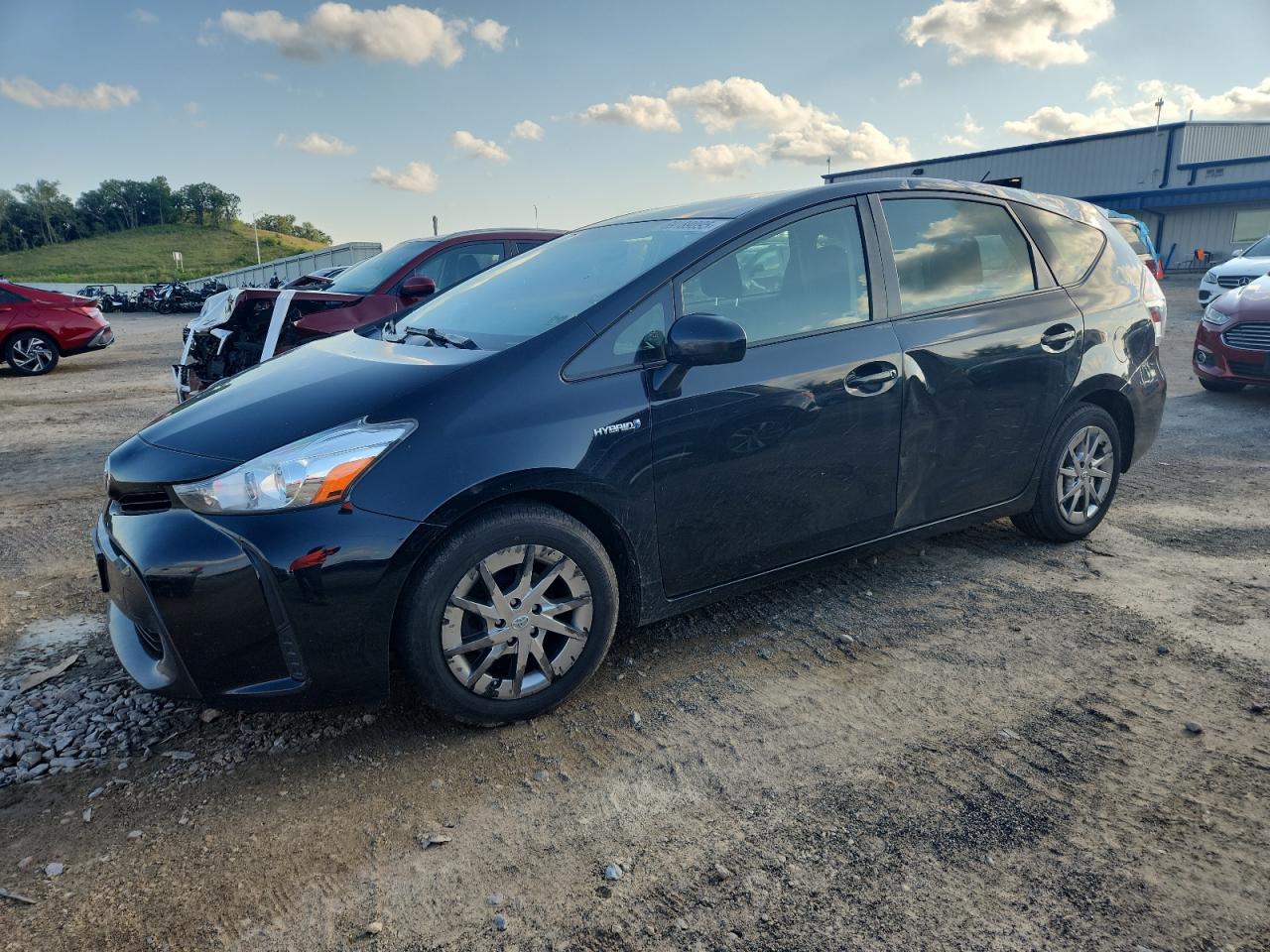 TOYOTA PRIUS V 2016