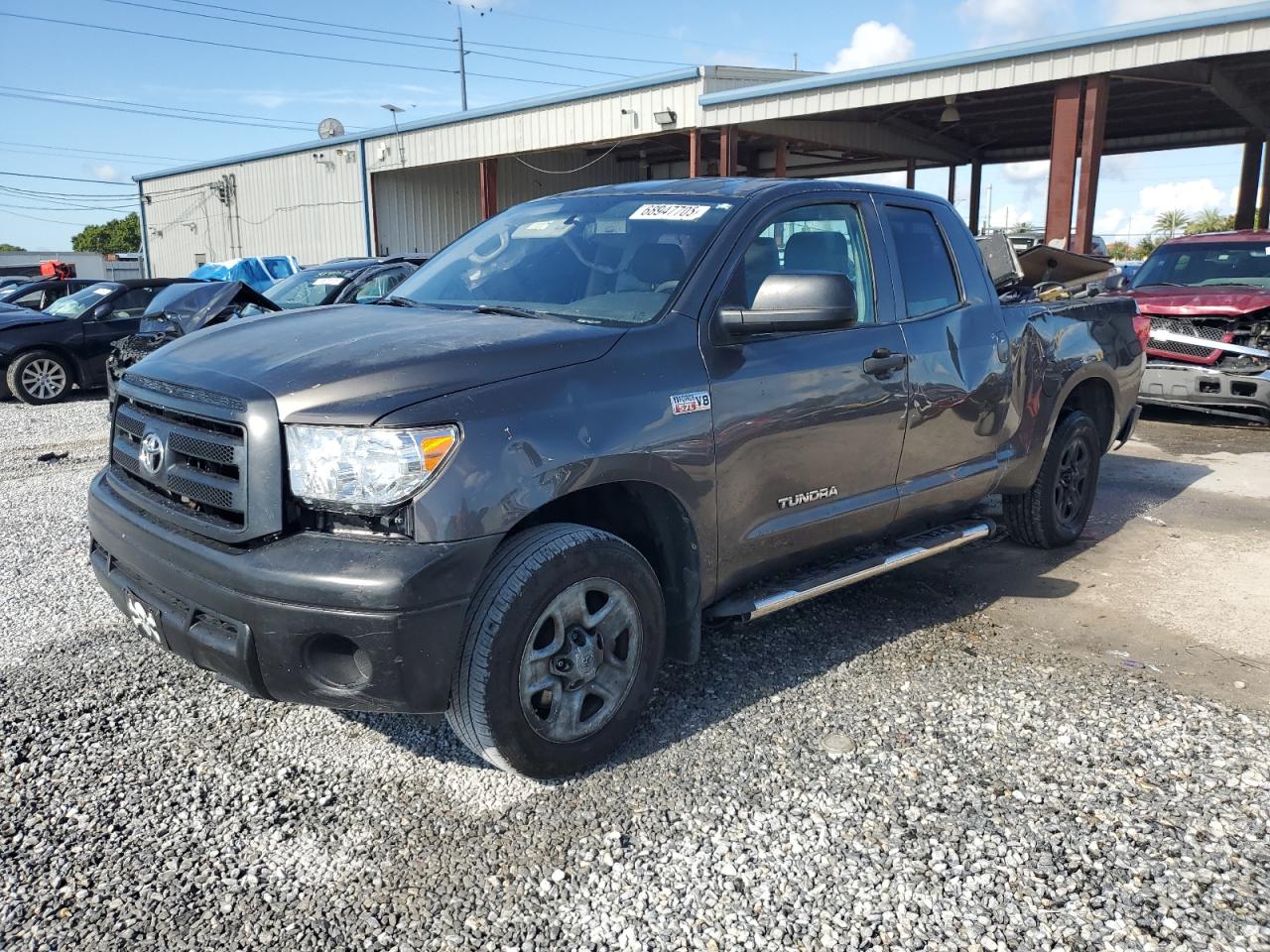 TOYOTA TUNDRA 2012