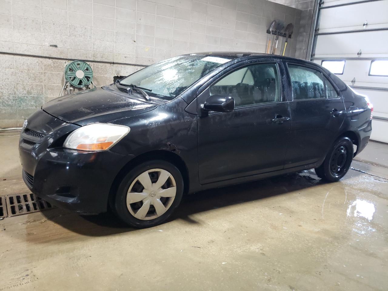 TOYOTA YARIS 2008