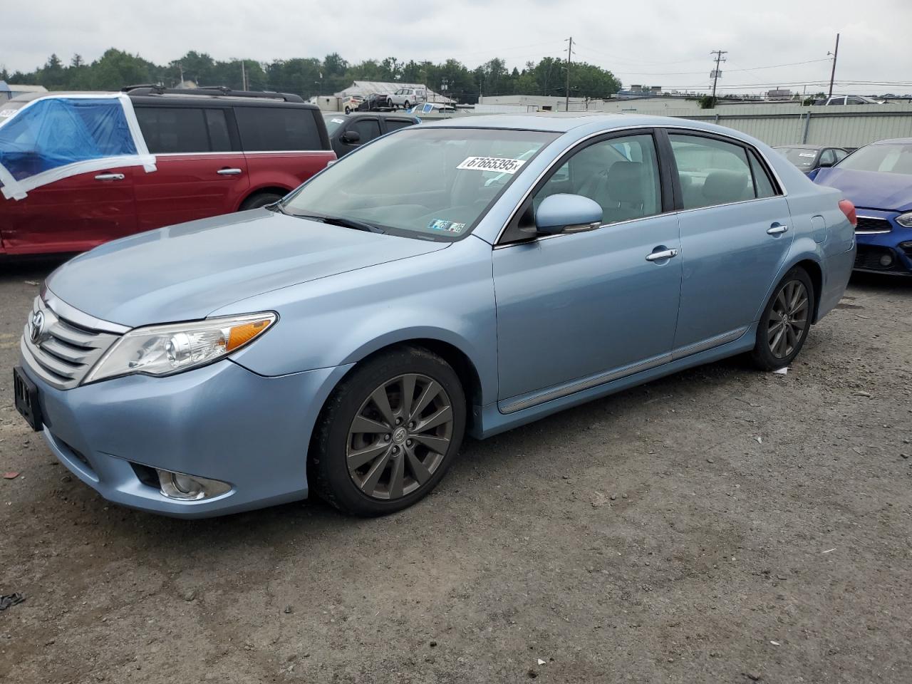 TOYOTA AVALON BAS 2011
