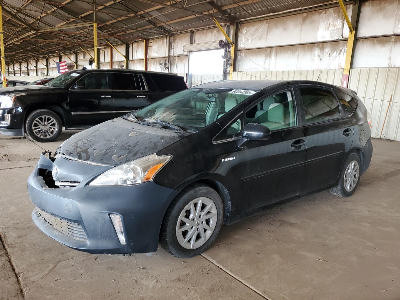 TOYOTA PRIUS V 2013
