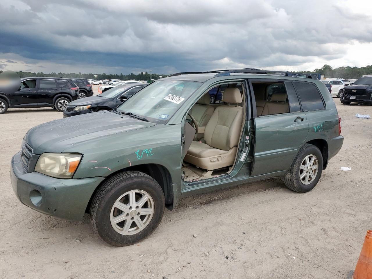 TOYOTA HIGHLANDER 2005
