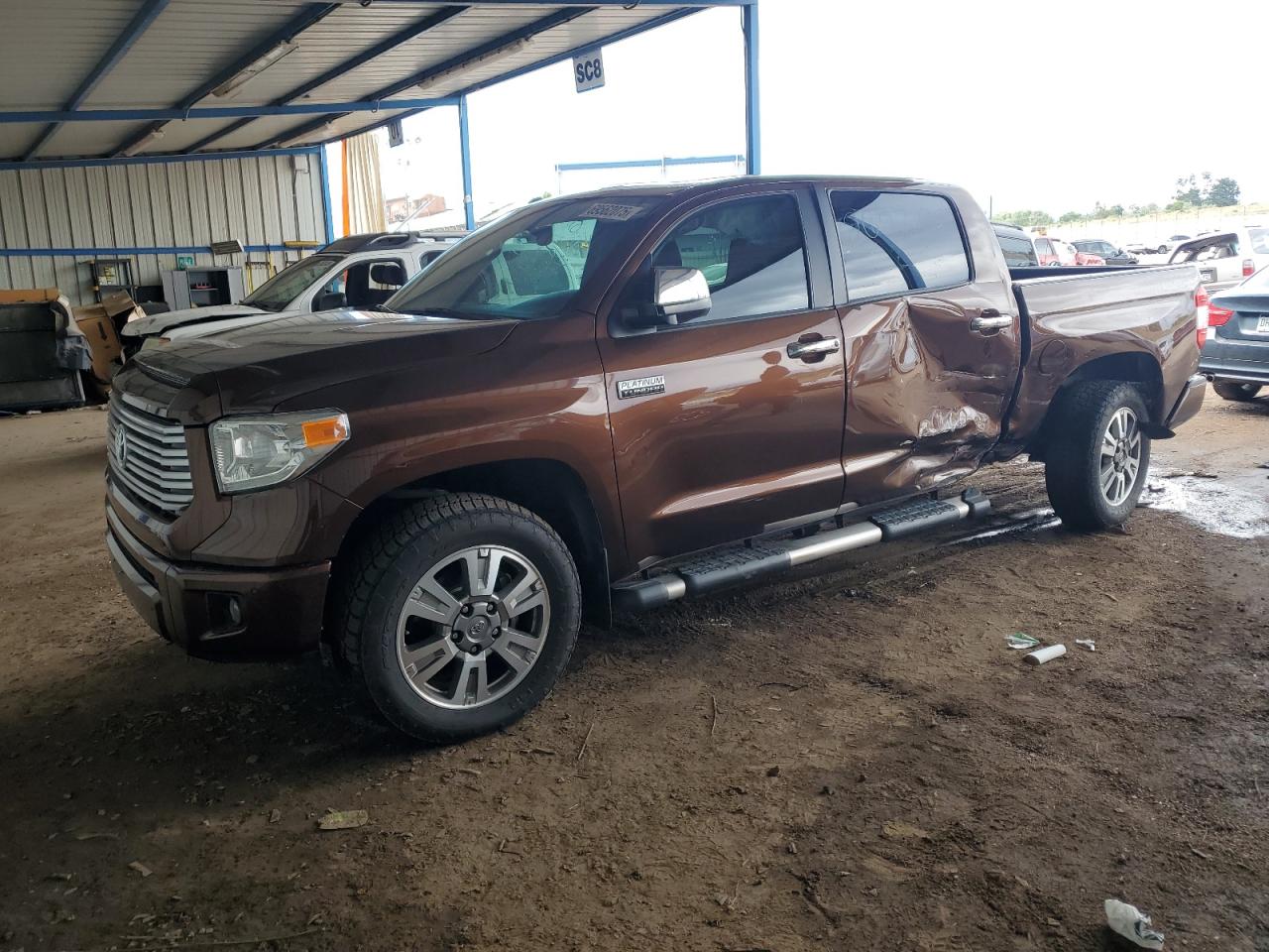 TOYOTA TUNDRA CRE 2017