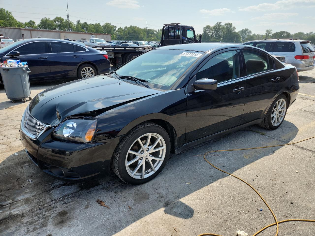 MITSUBISHI GALANT ES 2011