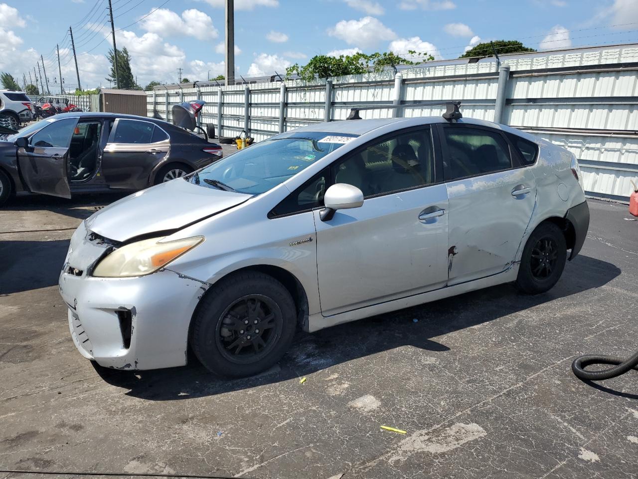 TOYOTA PRIUS 2012