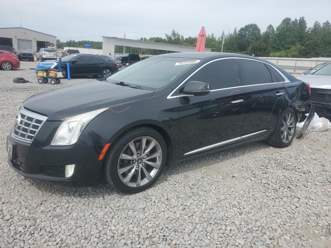 CADILLAC XTS LUXURY COLLECTION 2013