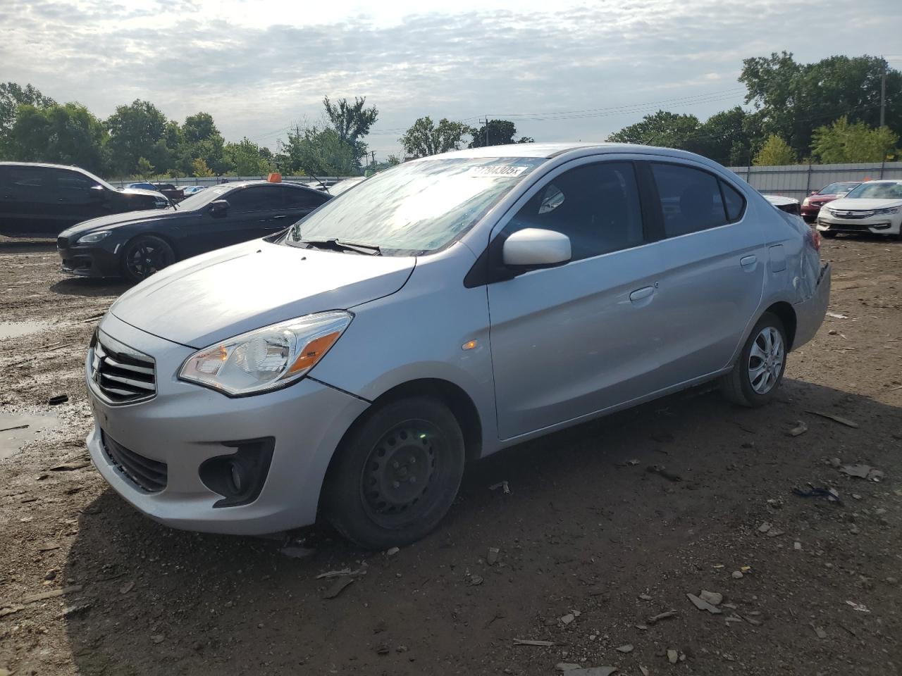 MITSUBISHI MIRAGE G4 2017