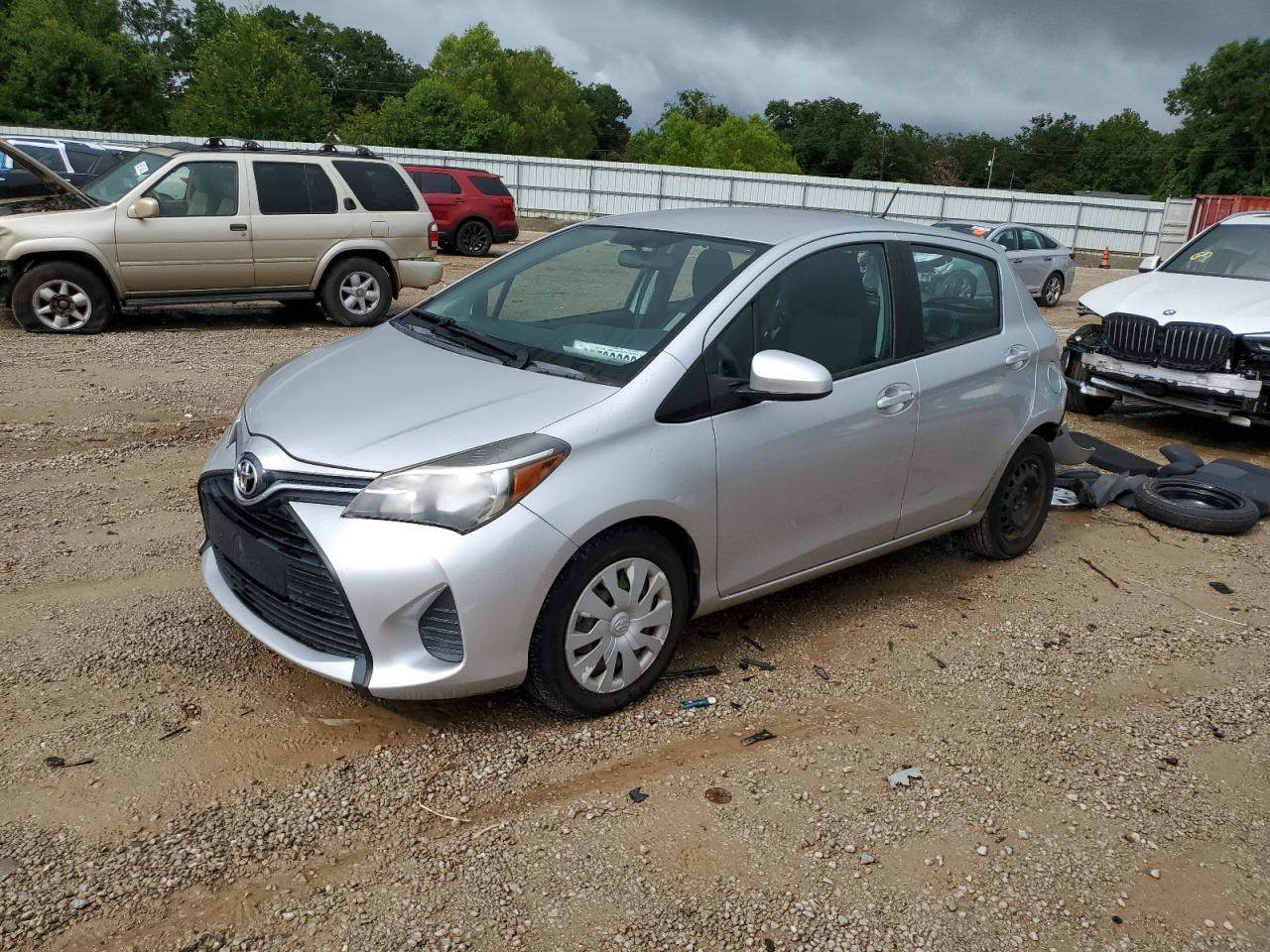TOYOTA YARIS L 2016