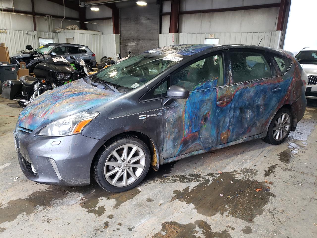 TOYOTA PRIUS V 2012