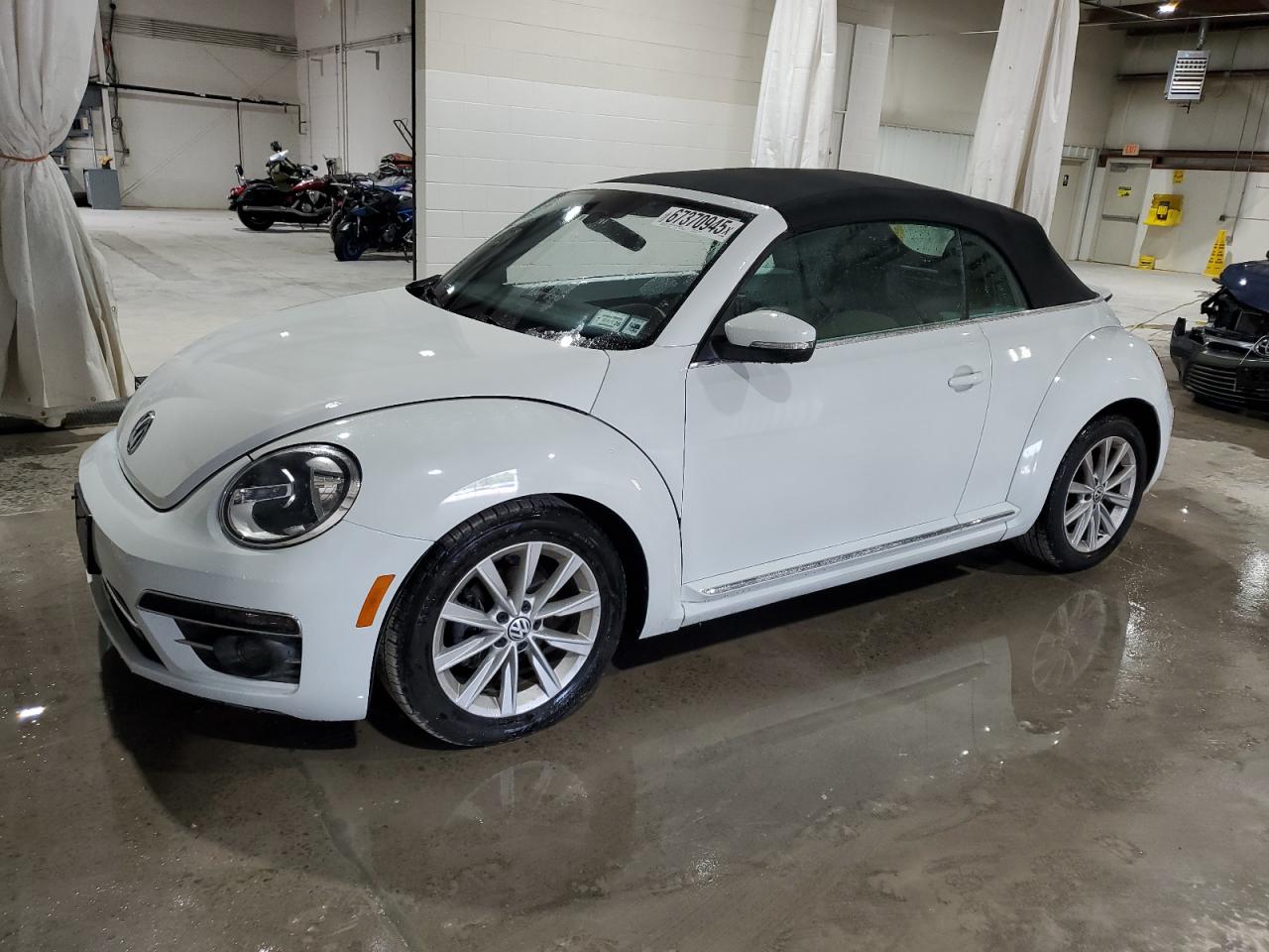 VOLKSWAGEN BEETLE S/S 2017
