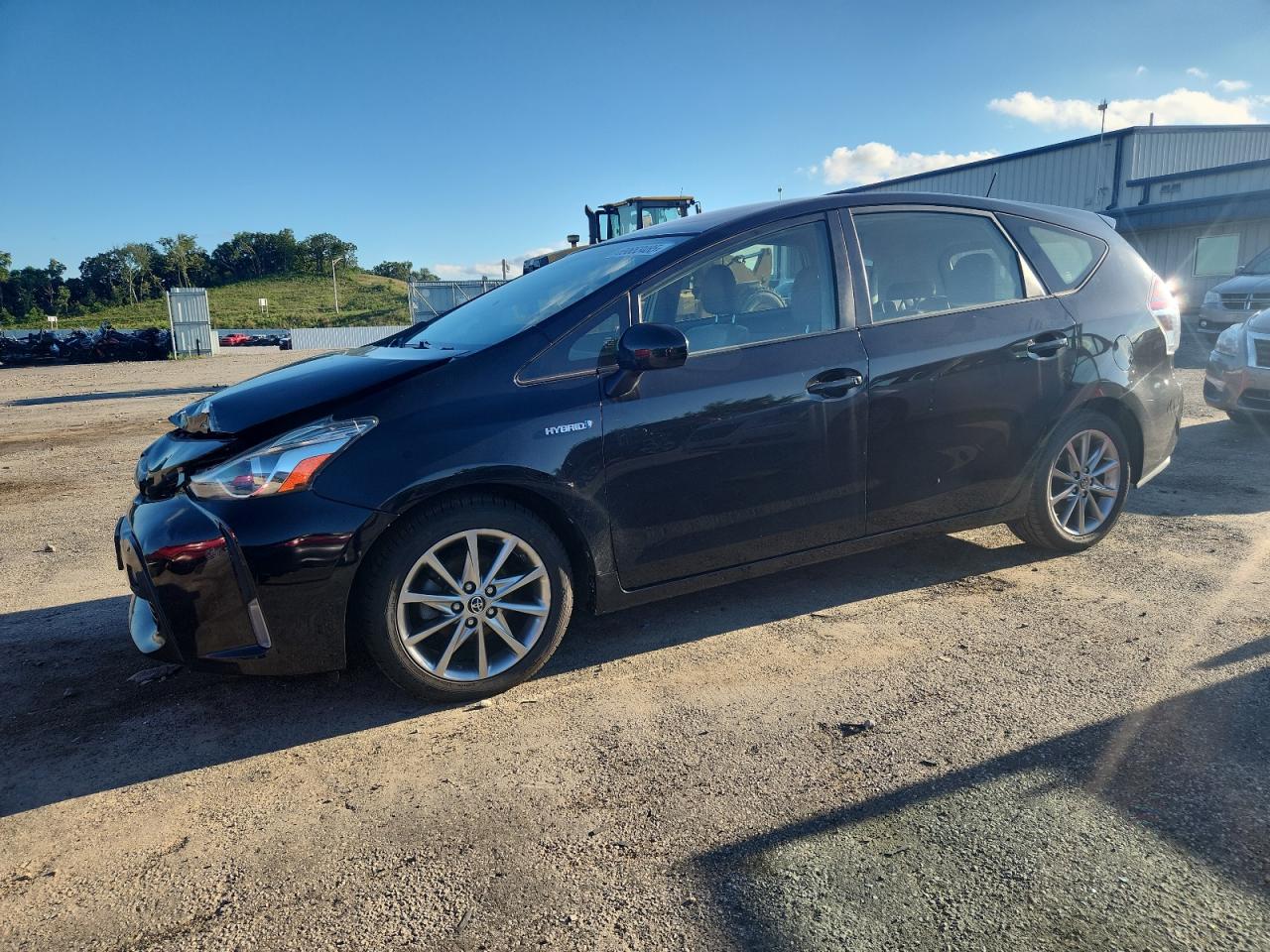 TOYOTA PRIUS V 2015