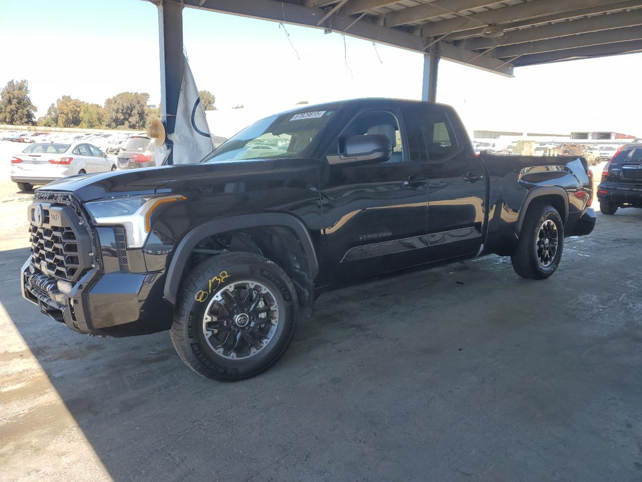 TOYOTA TUNDRA DOU 2023