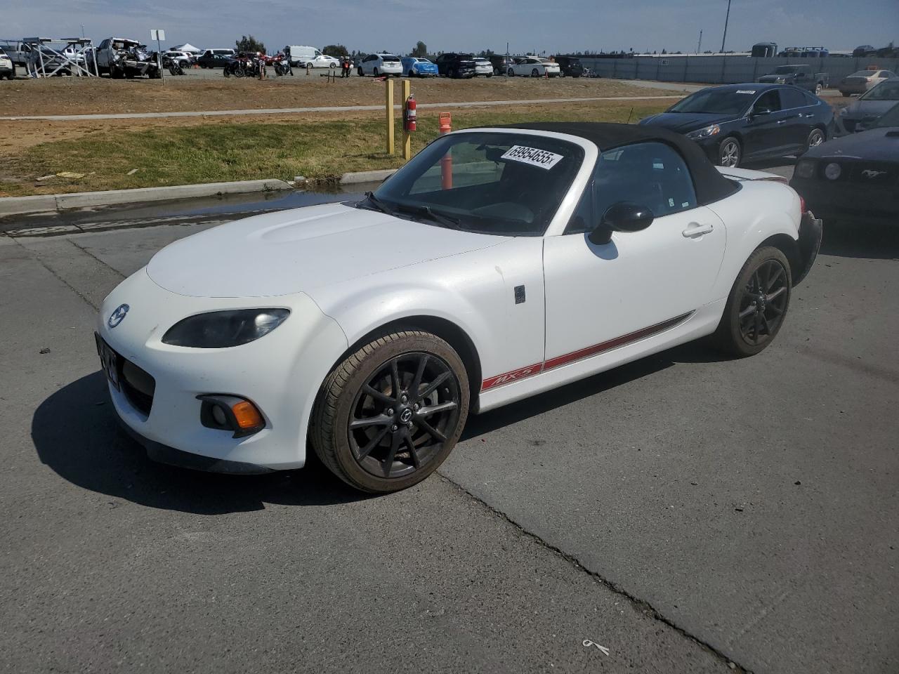 MAZDA MX-5 MIATA 2015