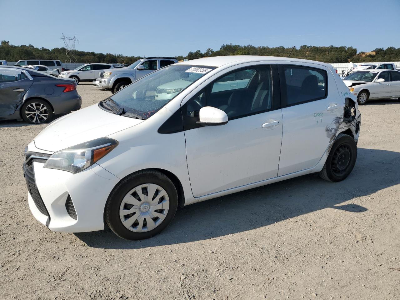 TOYOTA YARIS L 2016