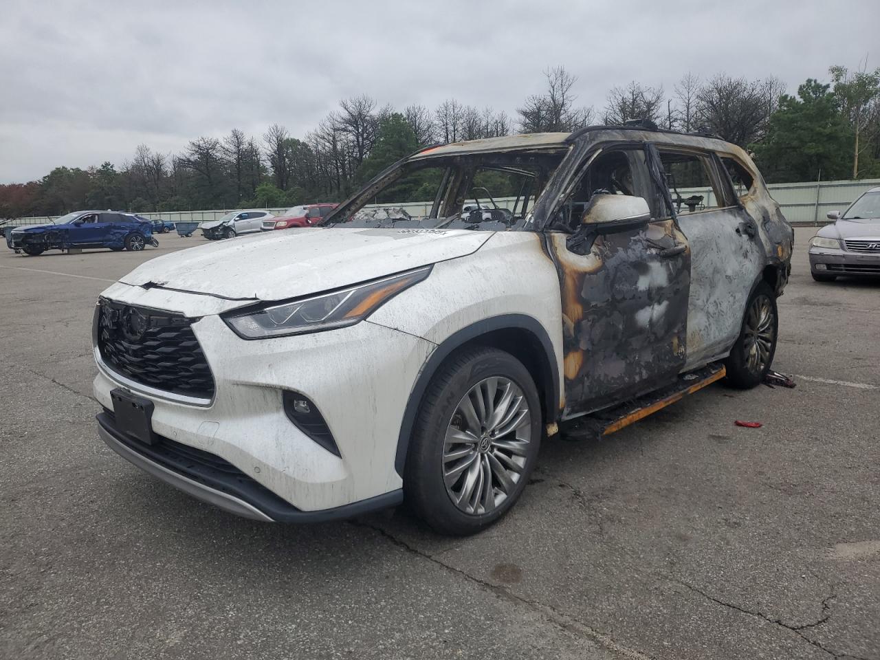 TOYOTA HIGHLANDER 2020