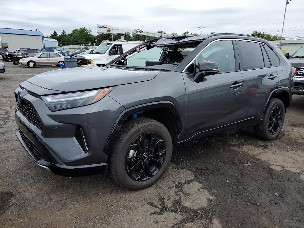 TOYOTA RAV4 XSE 2024