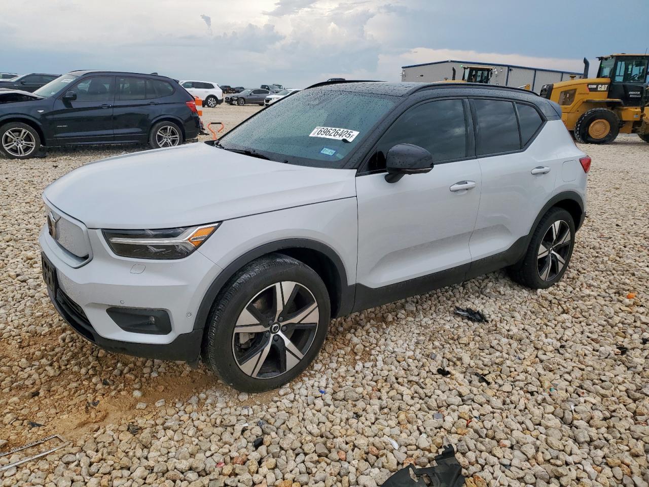 VOLVO XC40 P8 RE 2022