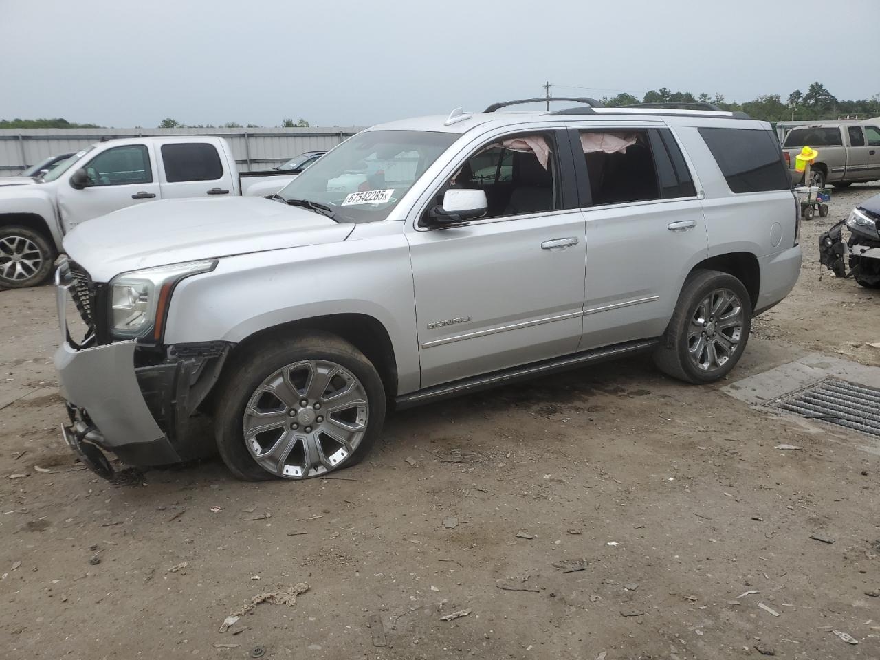GMC YUKON DENA 2016