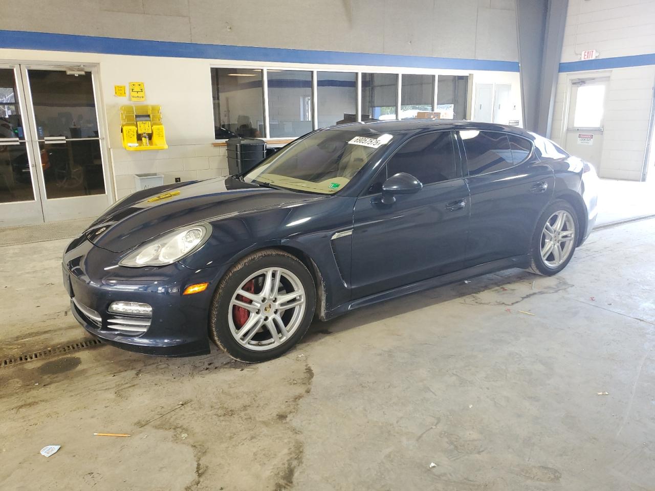 PORSCHE PANAMERA 2 2011