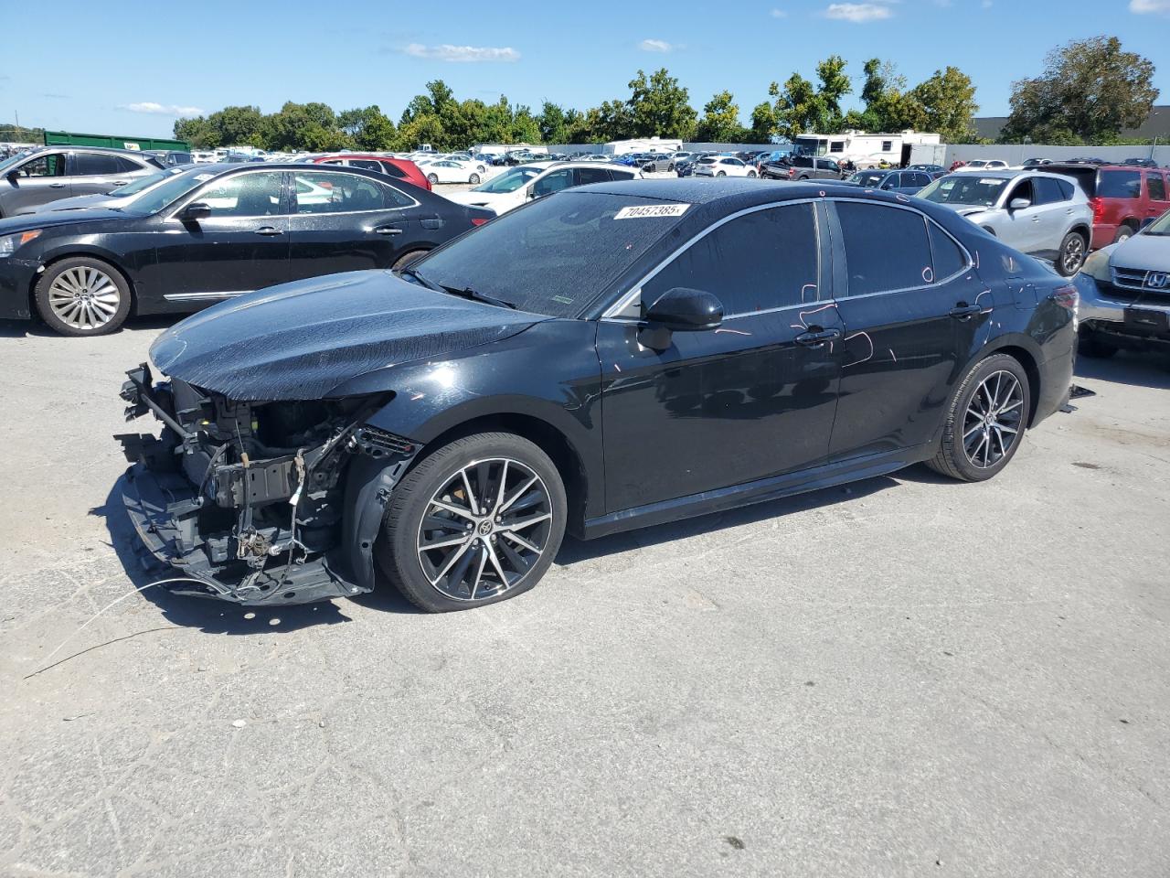 TOYOTA CAMRY SE 2021