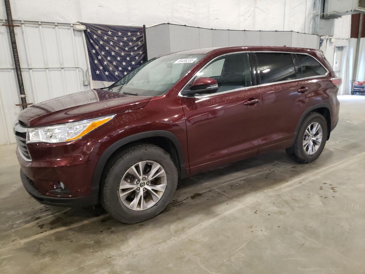TOYOTA HIGHLANDER 2016