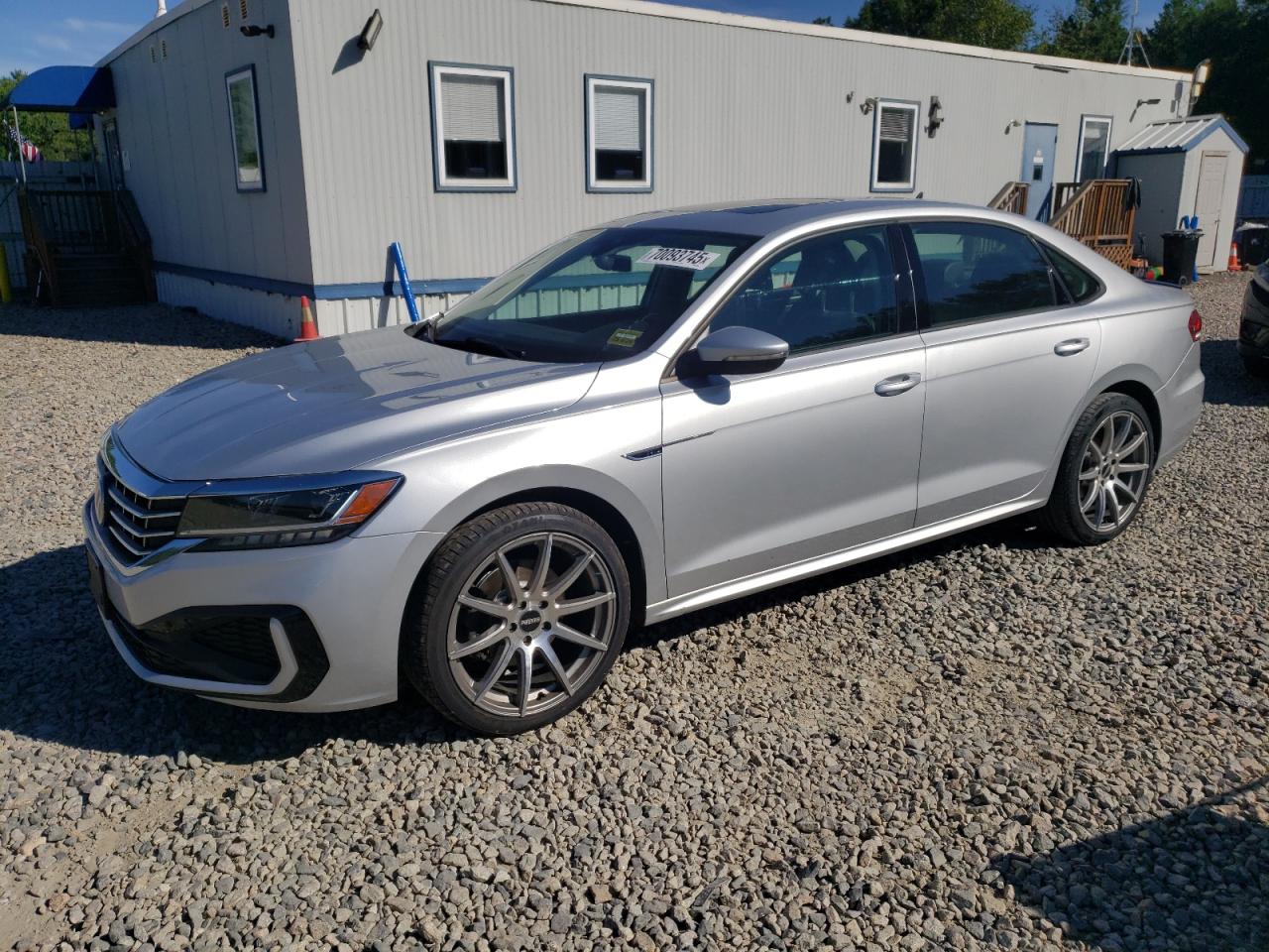 VOLKSWAGEN PASSAT R-L 2020