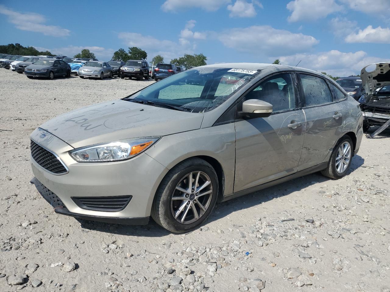FORD FOCUS SE 2015