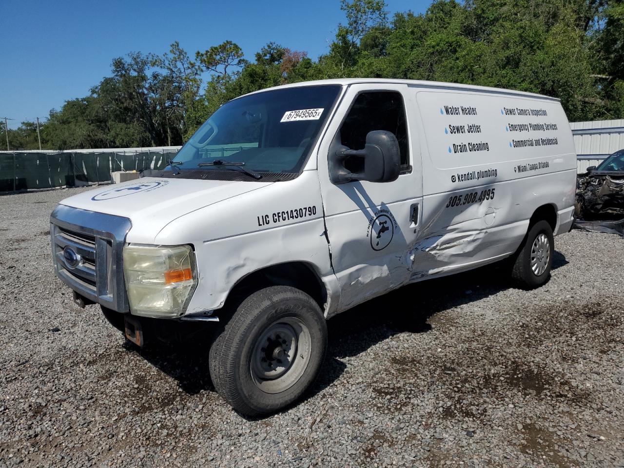 FORD ECONOLINE 2010