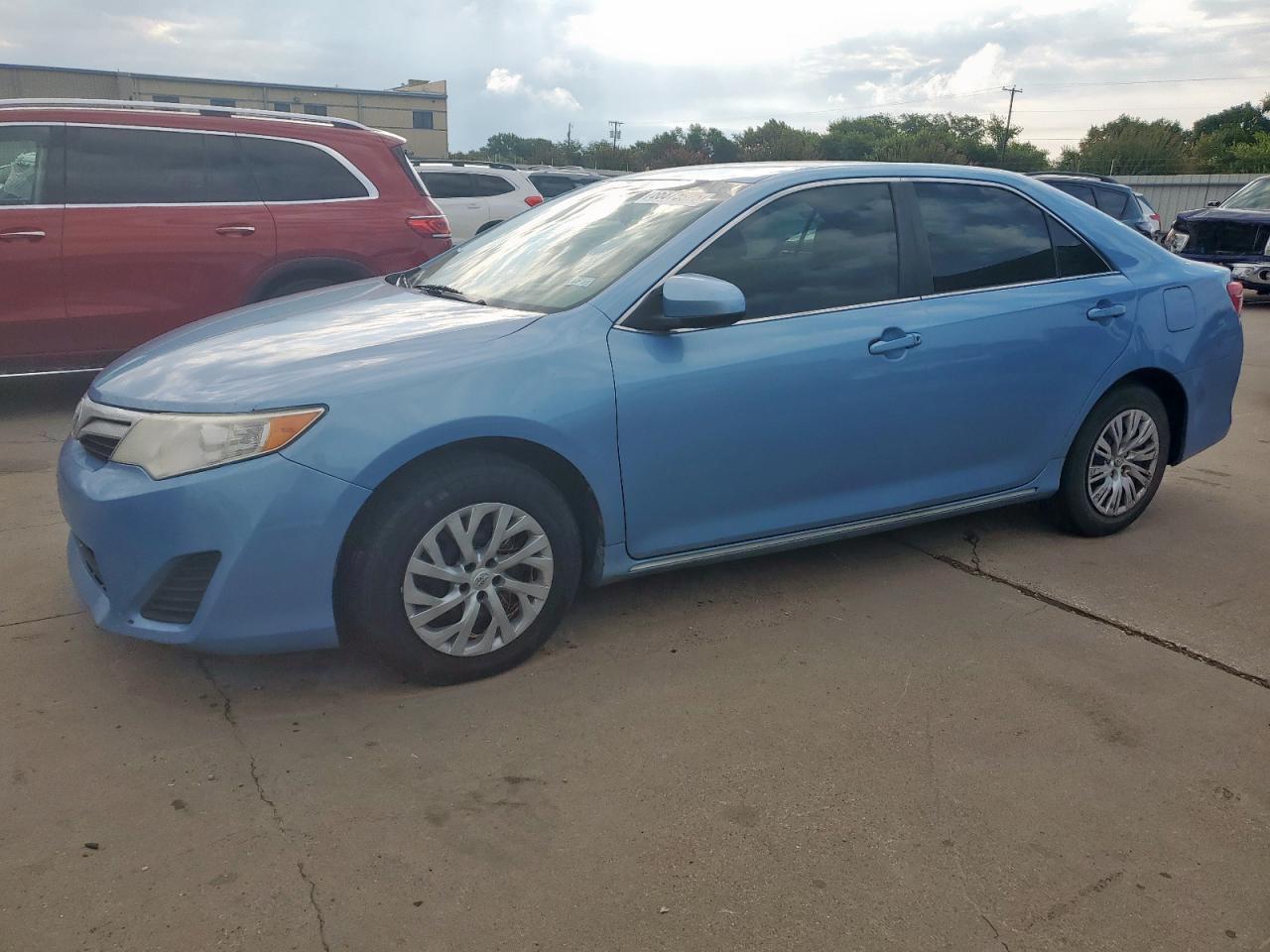 TOYOTA CAMRY L 2013