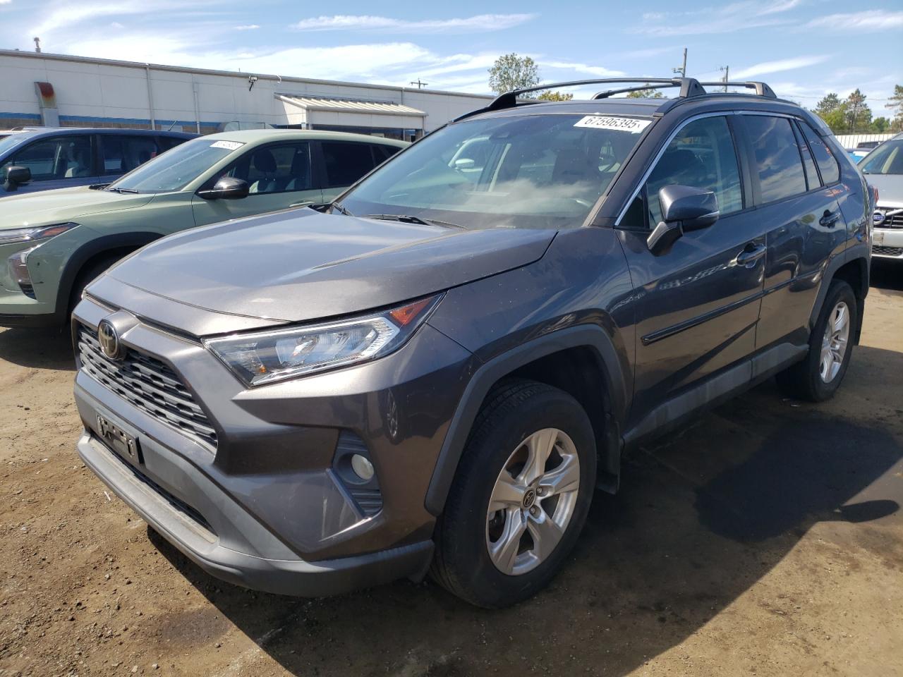 TOYOTA RAV4 XLE 2021