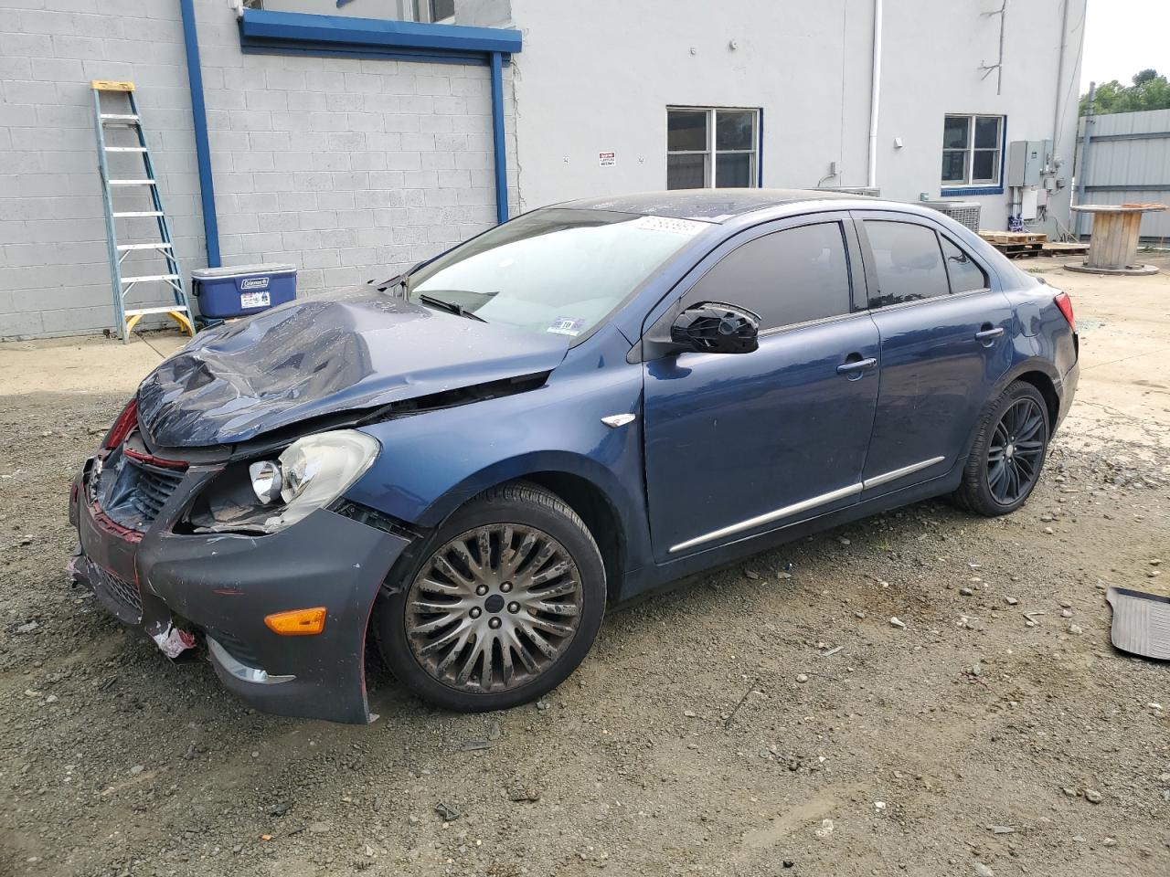 SUZUKI KIZASHI SE 2011