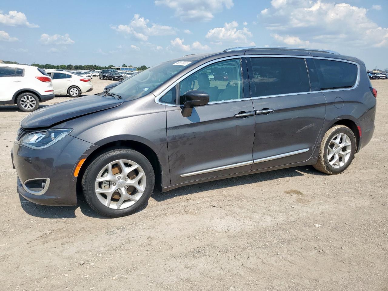 CHRYSLER PACIFICA T 2019