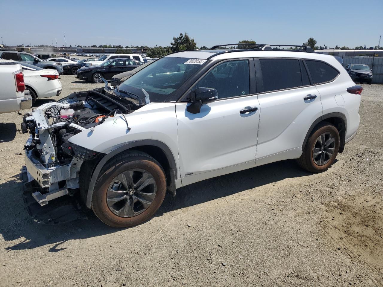 TOYOTA HIGHLANDER HYBRID XLE 2025