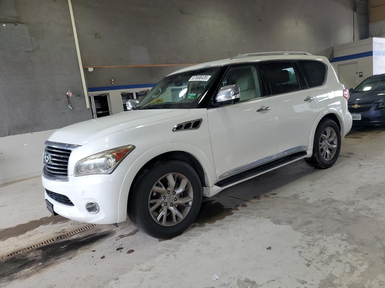 INFINITI QX56 2011