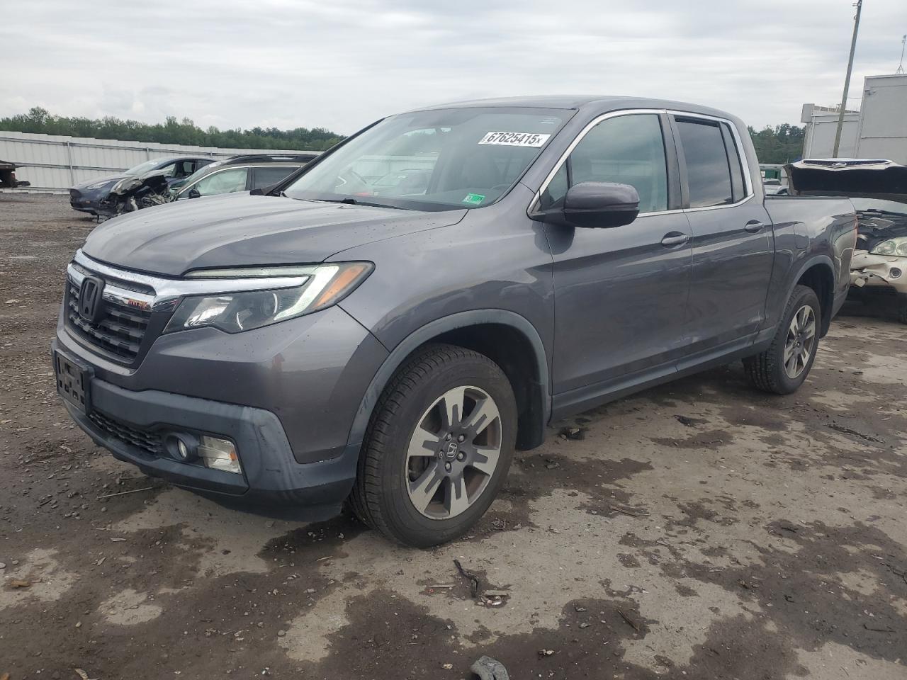 HONDA RIDGELINE 2017